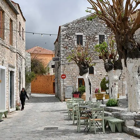 Papoudiko Hotel 4*
