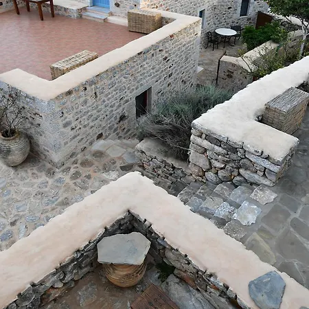 Papoudiko Hotel